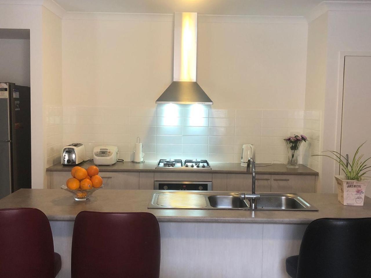 Melbourne Lakes Warm House מראה חיצוני תמונה