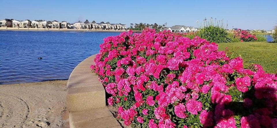Melbourne Lakes Warm House מראה חיצוני תמונה